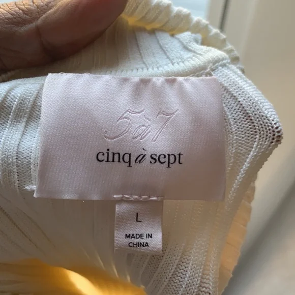 CINQ A SEPT Ruffle Front Sleeveless Mock Neck Sweater Ruffle Bottom Hem EUC - Picture 5 of 13